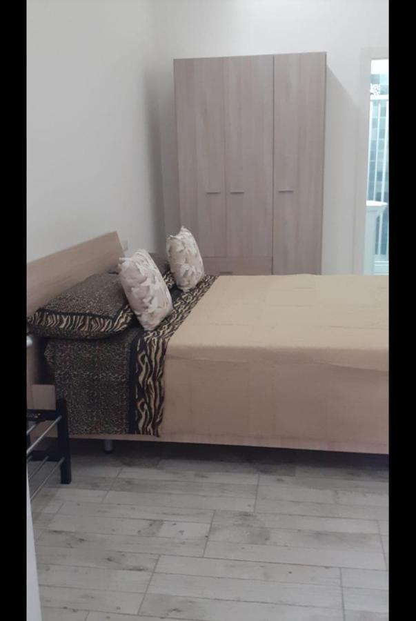 Hotel La Dimora Di Rosy à Naples Chambre photo