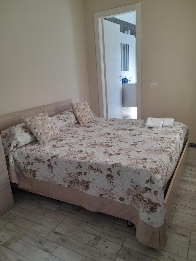 Hotel La Dimora Di Rosy à Naples Extérieur photo